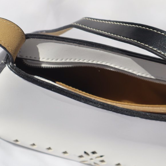 Vintage white mini Shoulder bag - Picture 4 of 5